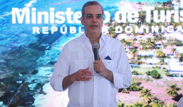 Gobierno invertirá RD$111 MM reconstrucción playa Guayacanes