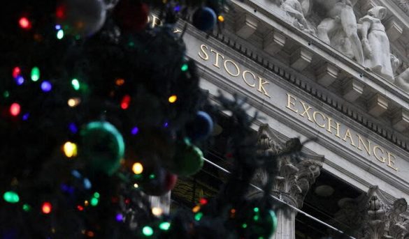 Acciones mundiales se estancan, crudo cae por preocupación por el virus