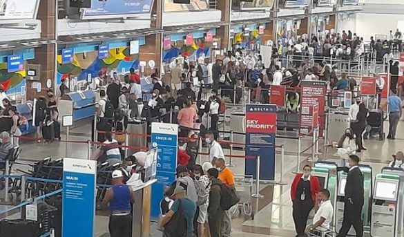 Se inicia la salida de viajeros por el AILA