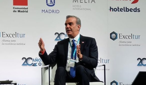 Presidente Abinader triunfa en el foro de las grandes empresas