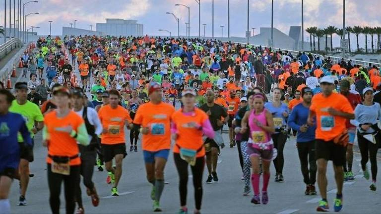 Mañana domingo 06-02-22 se estará corriendo el Maratón de Miami en su 20ª edición
