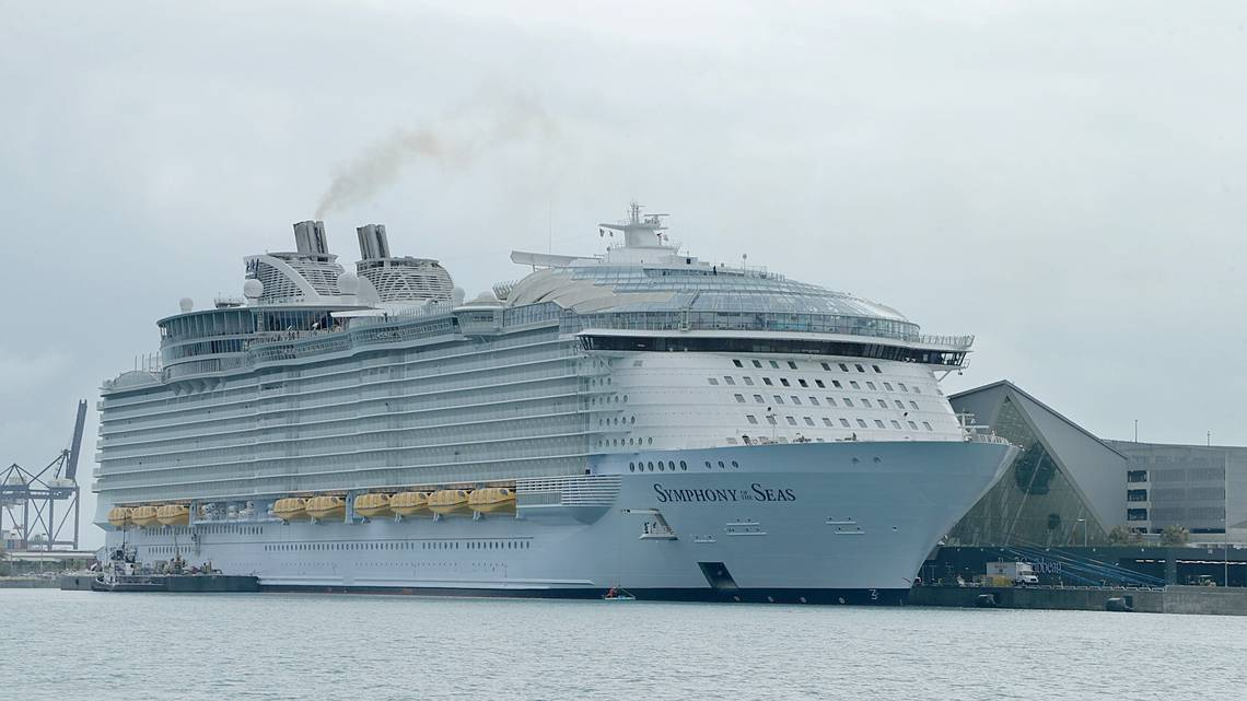 La CDC dice cruceros pueden optar por la nueva guía de vacunas COVID