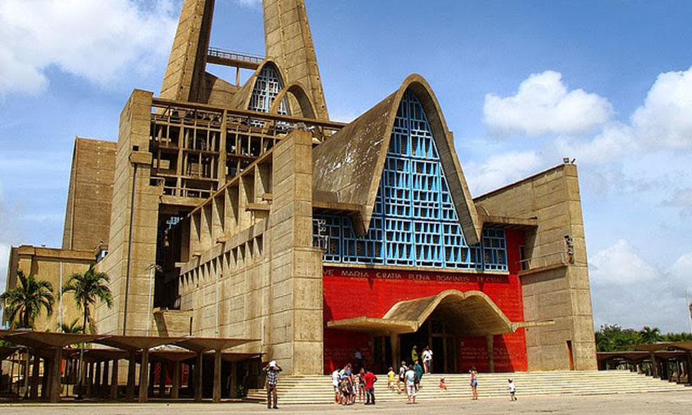 Basílica de Higüey atrae cada año a miles de turistas