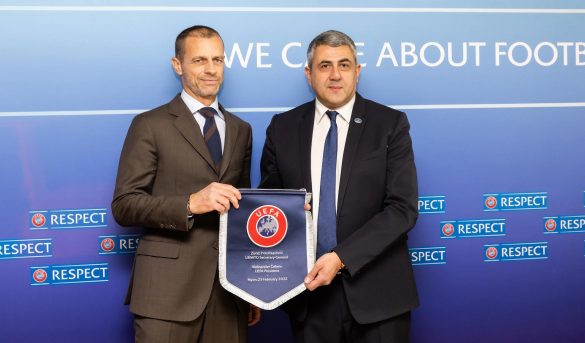 UEFA y la OMT acuerdan trabajar juntos para impulsar el turismo deportivo