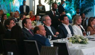 Presidente Luís Abinader impulsa inversión con nueva unidad de trámites turísticos