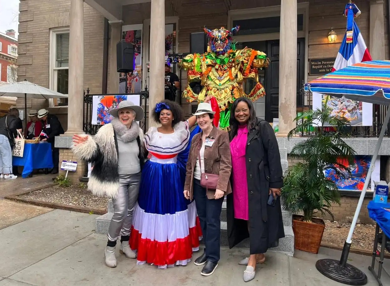 Embajada Dominicana en EEUU promueve cultura, turismo y comercios de RD en «Giras por las Embajadas del Mundo»