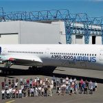 Airbus aumentará su producción tras pactar el suministro de motores