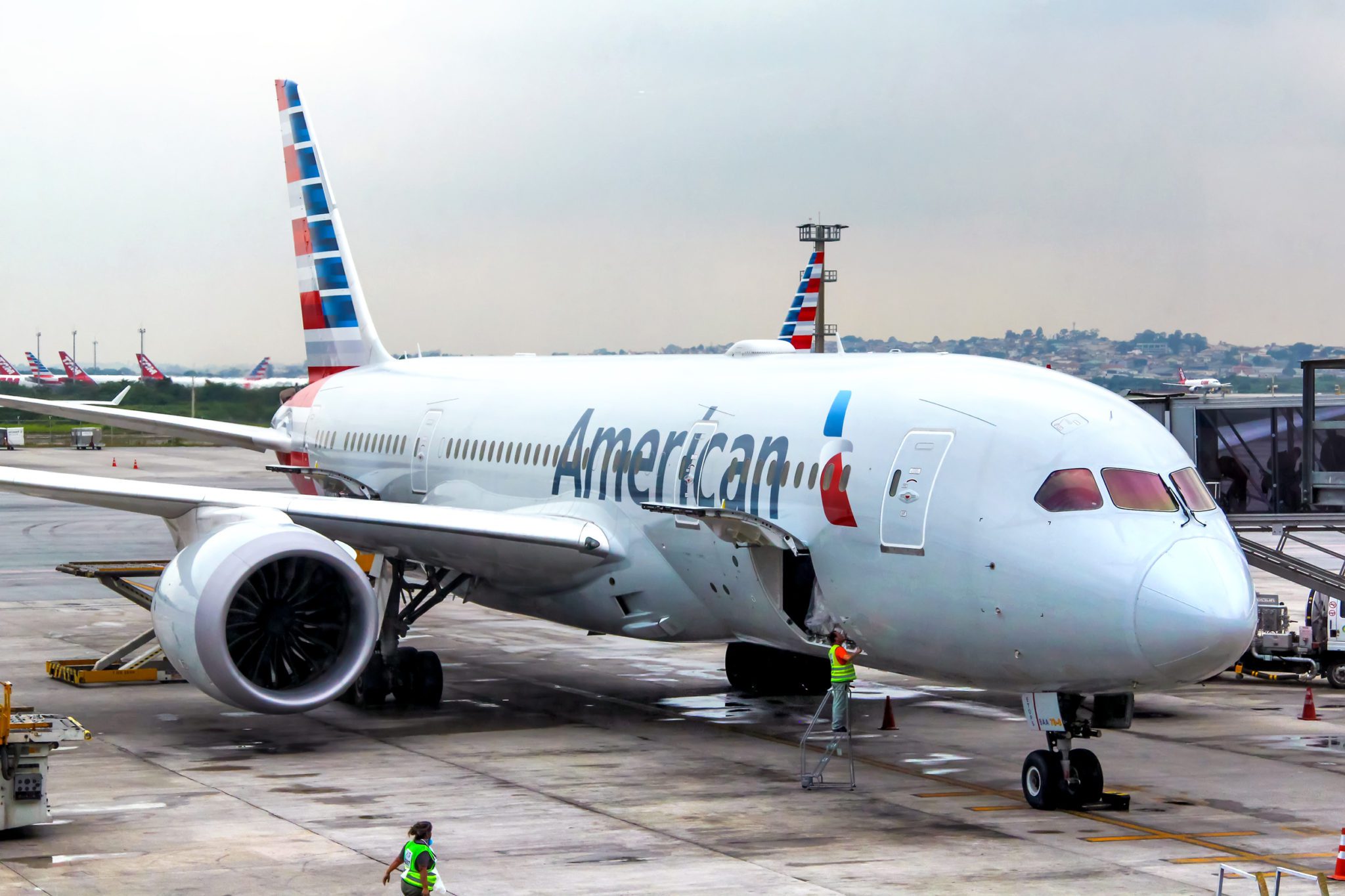 American introduce nuevo servicio en clase ejecutiva de vuelo estándar