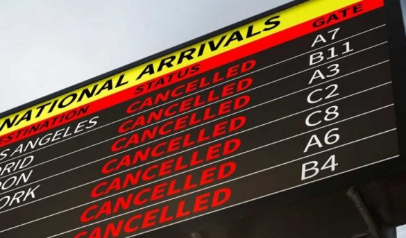 Miles de vuelos cancelados en aeropuertos NY jueves y viernes