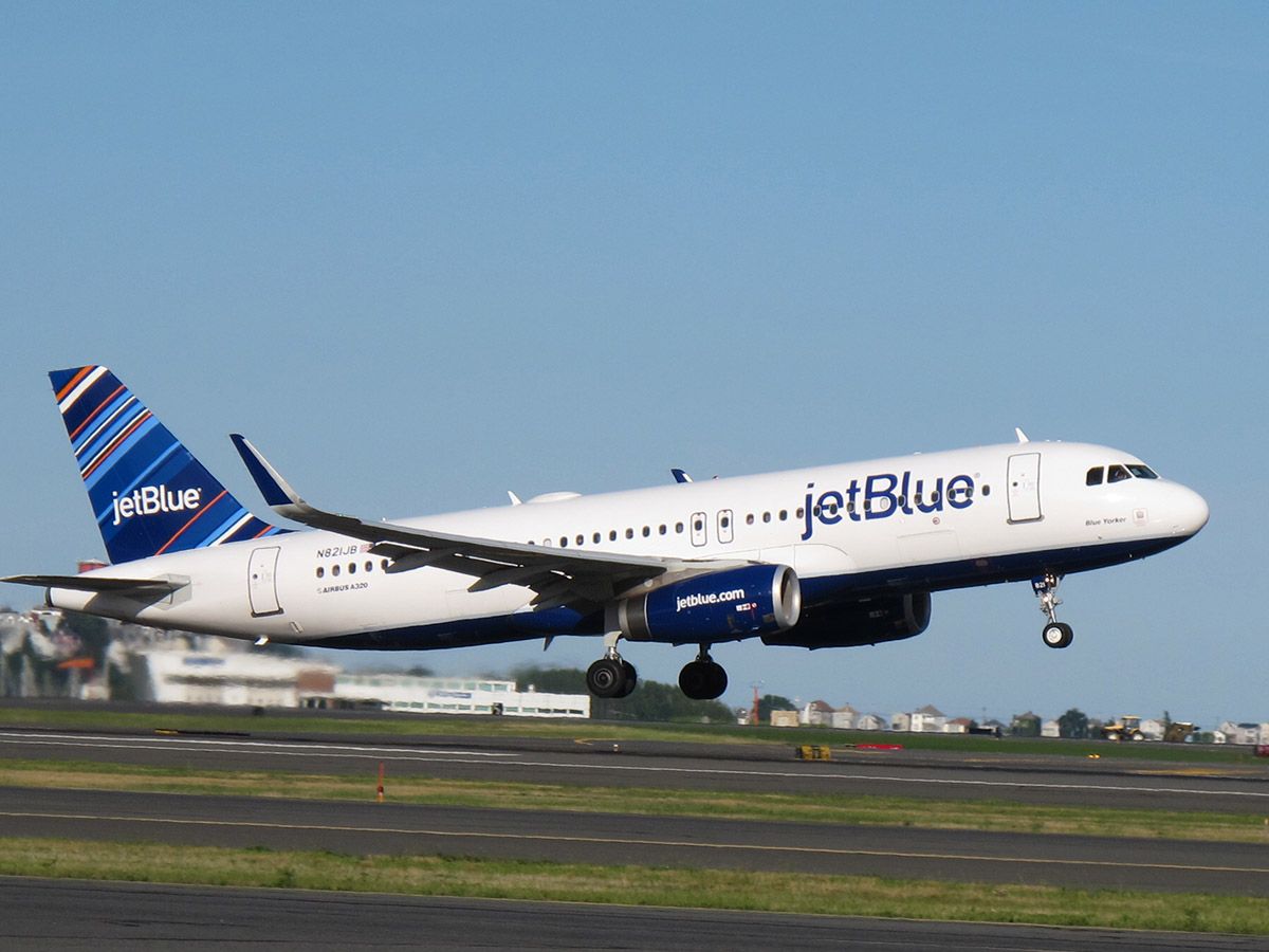 JetBlue promueve ofertas de vuelo por $54 hasta agosto, pero para Georgia