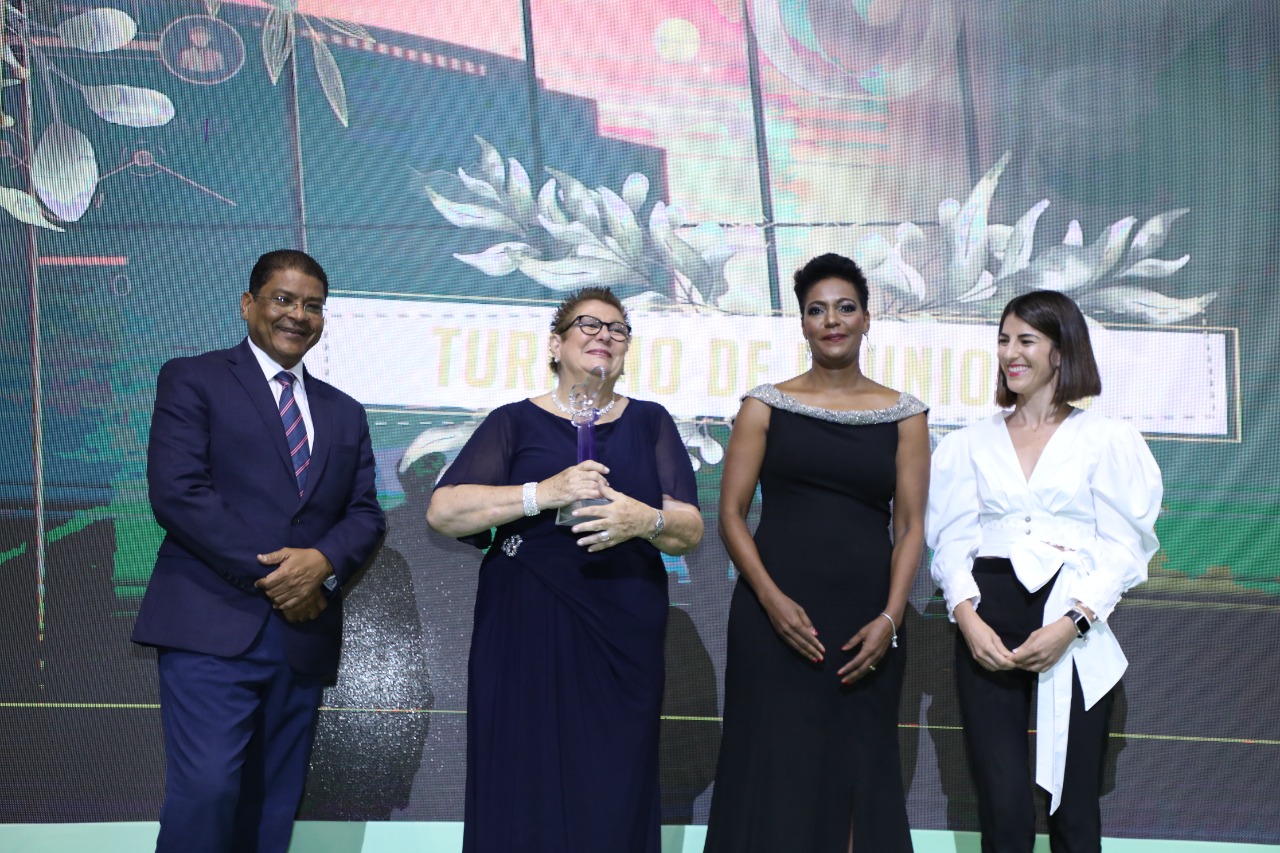 722990f9-472d-4b73-9a9a-307733315e7d