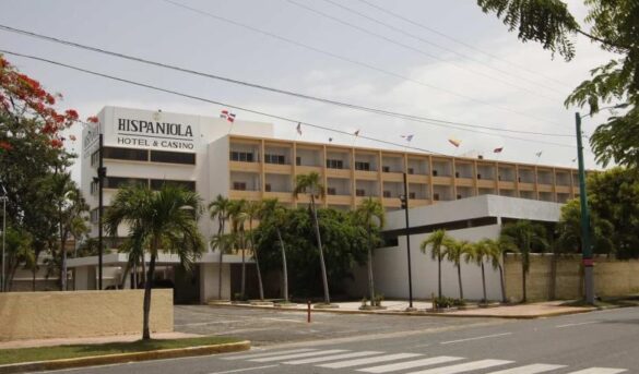 Abinader levantará centro de convenciones de SD en los terrenos del hotel Hispaniola