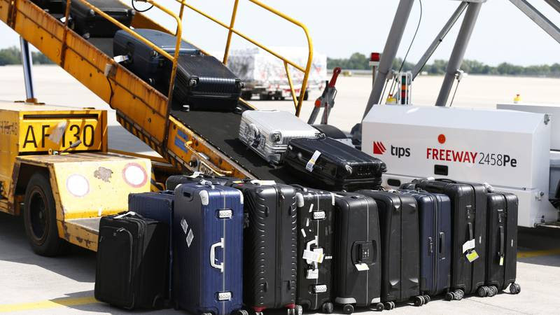 Reclamos por pérdida de equipaje en aeropuertos suben 30% en comparación con 2019