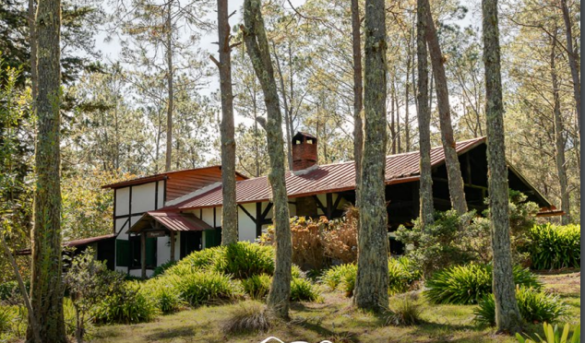 Constanza ofrece nueva guía ecoturística, al tono del diseño actual