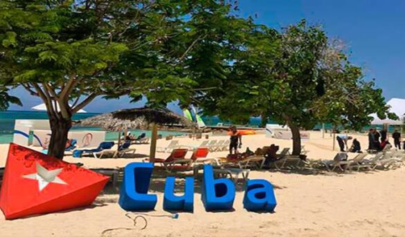 ESPECIAL: Industria turística cubana se recupera gradualmente