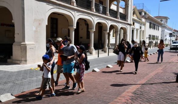 Realizan censo de negocios y encuestas a residentes de Ciudad Colonial