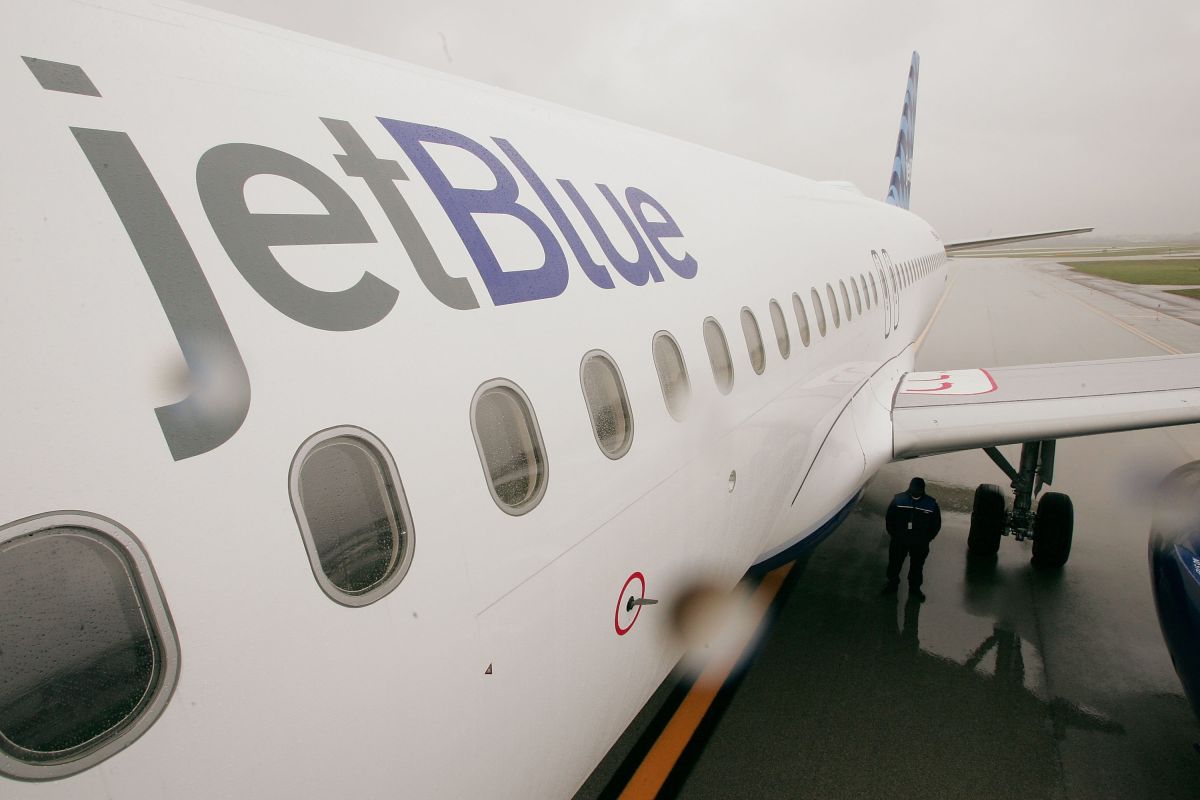 JetBlue promueve hasta este jueves vuelos que empiezan en $39 a ciudades de EE.UU. e islas del Caribe como República Dominicana y Puerto Rico