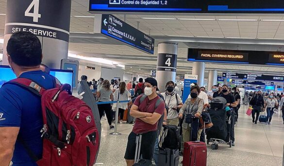 La Florida ve cancelaciones de vuelos por huracán Ian