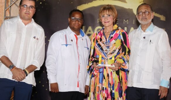 PUERTO PLATA: Entregan primer Premio Nacional de Turismo RD