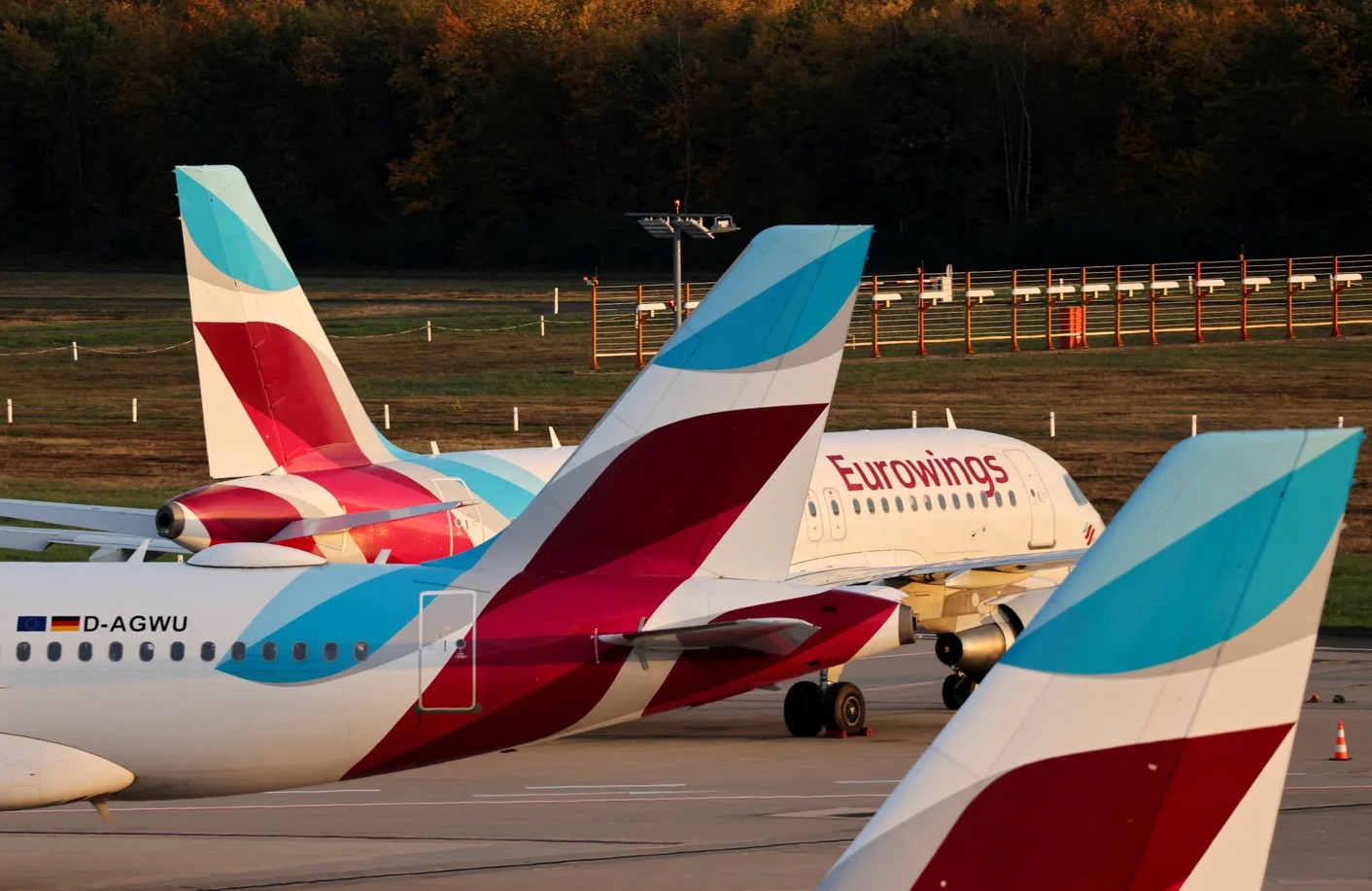 La aerolínea Eurowings canceló la mitad de sus vuelos de este martes por una huelga de pilotos
