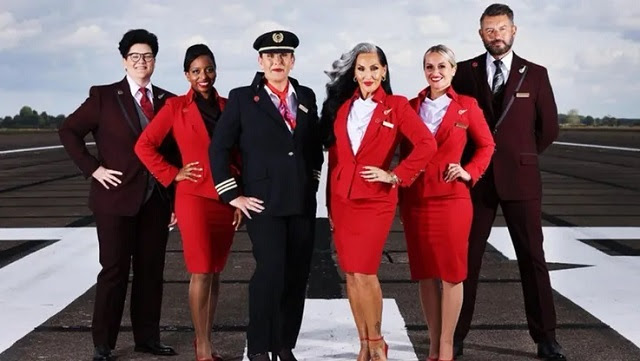 Aerolinea Virgin Atlantic deja que azafatas y pilotas se vistan como hombres