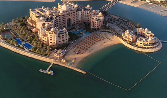 Ocupando toda una isla o con un spa de récord: los hoteles de los futbolistas en Qatar