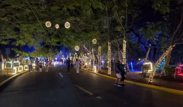 Llegó la Navidad!, Villa Consuelo brilla en cada esquina
