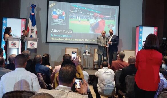 Reconocen a Albert Pujols en segunda edición Premio Juan Marichal