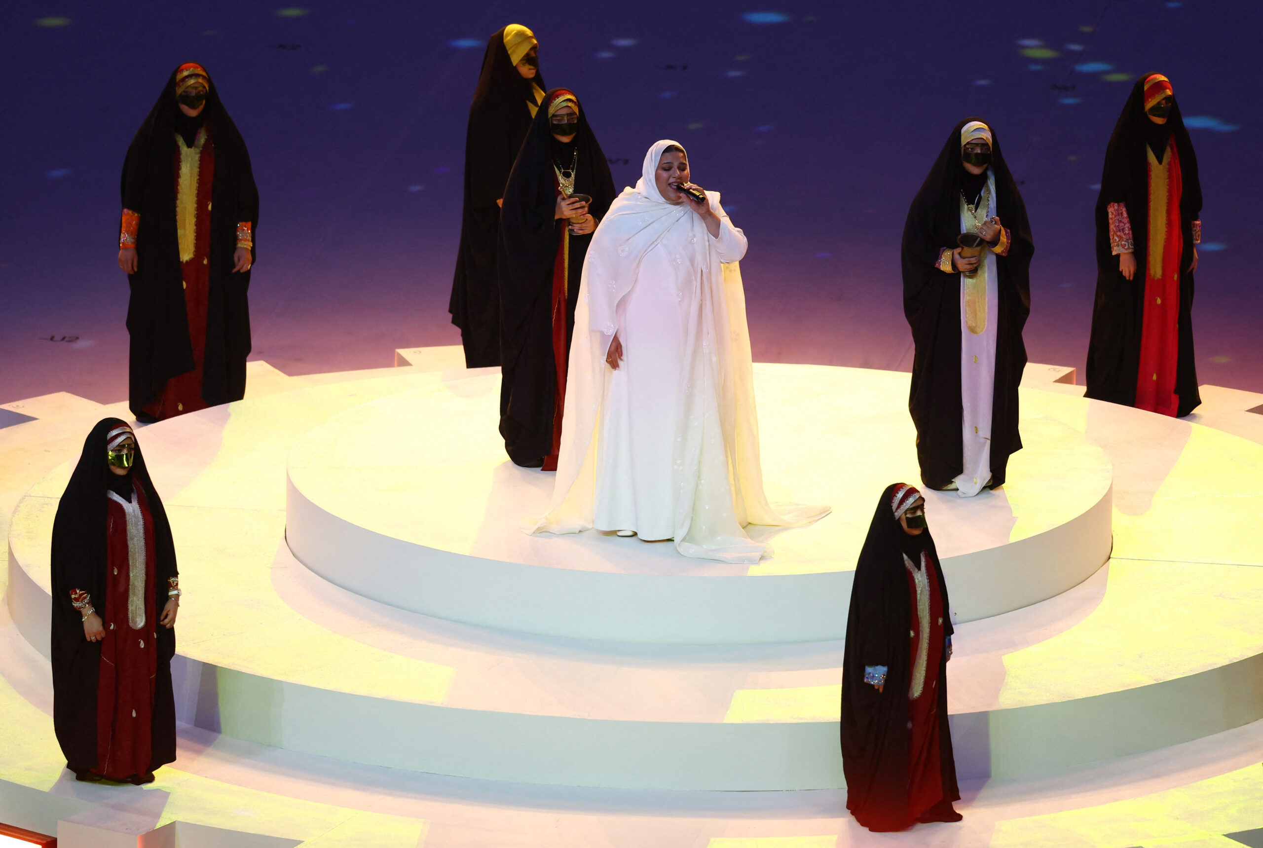Impactante mapping, decenas de artistas y un cierre con fuegos artificiales: así fue la ceremonia de clausura del Mundial Qatar 2022