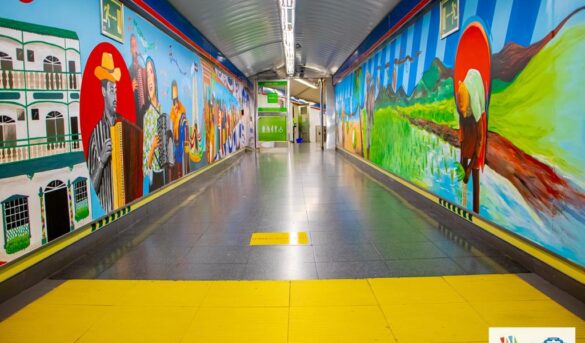 Música, historia, gente, ambiente y gastronomía de Nagua tiene ya dos murales en Metro de Madrid