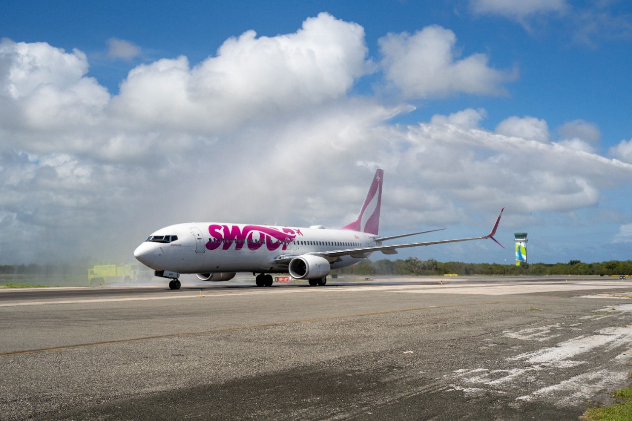 Swoop lanza vuelo a Punta Cana desde Hamilton, Canadá