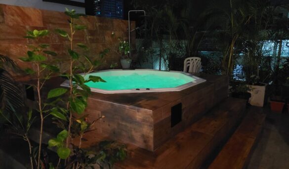 VIDEO | Inauguran hostal artístico 