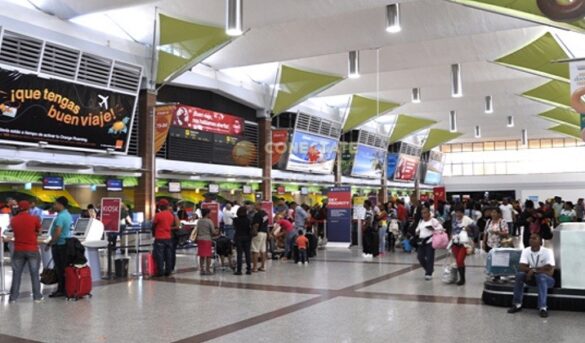 Entre turistas y excursionistas, RD recibe casi 8.5 millones de visitantes en 2022