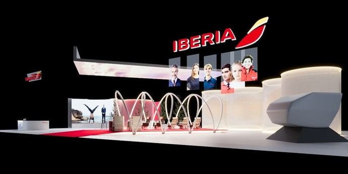 Iberia lleva a Fitur sus nuevos A350 y la experiencia de pilotar en un simulador