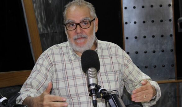 Crean una mesa de trabajo para abordar el problema del sargazo