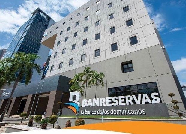 Luís Abinader: Banreservas se convirtió en 2022 en el primer banco en activos de Centroamérica