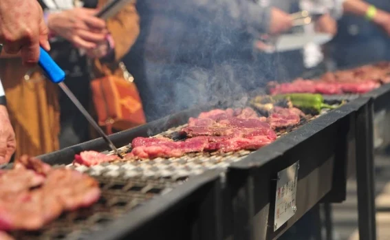 México obtiene récord Guinness con la carne asada más grande del mundo