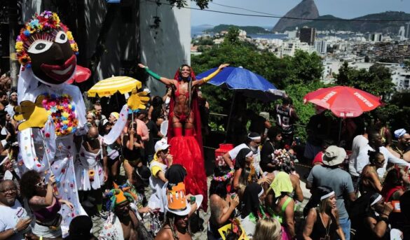 Río de Janeiro renace con la vuelta de su histórico carnaval, una atracción cultural global
