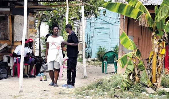Levantan caserío al borde del polo turístico Juan Dolio