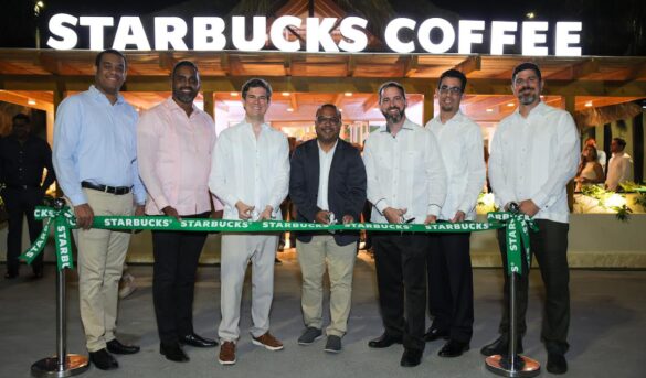 Starbucks se expande en el Caribe con la apertura de su primera tienda en Punta Cana