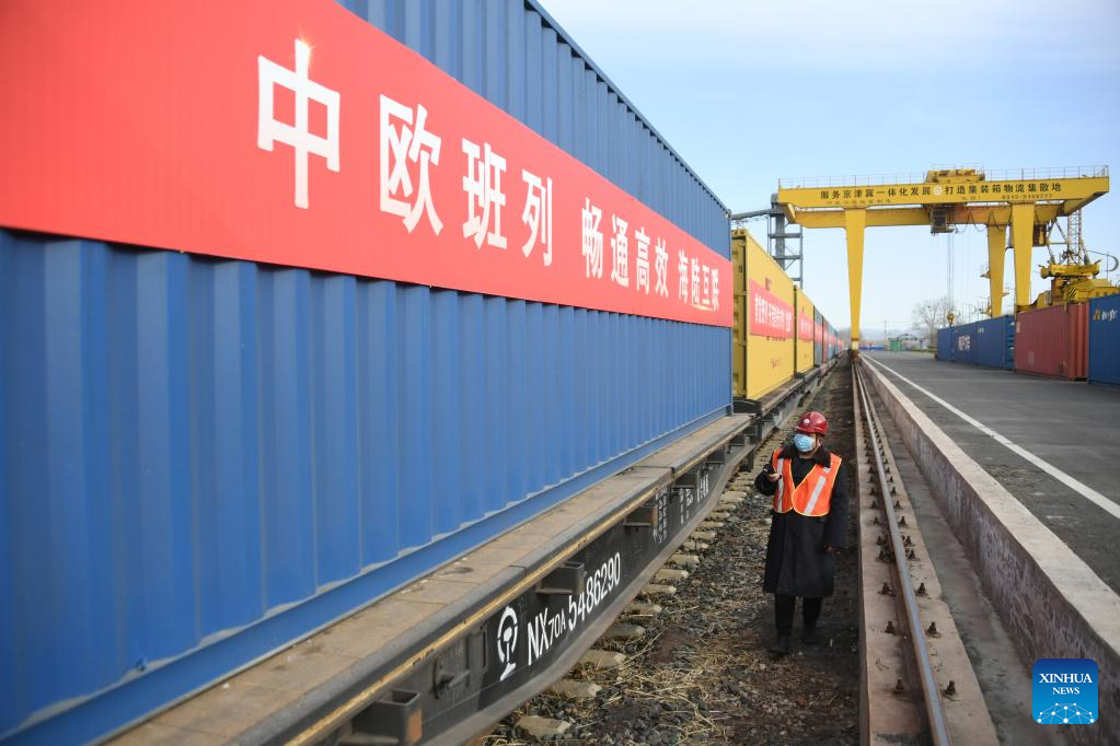 Beijing comienza primer servicio directo de trenes, China-Europa