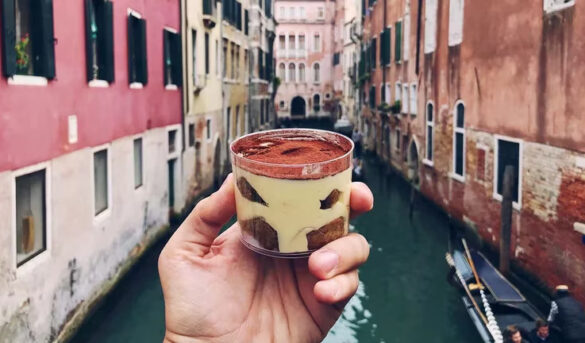 Cómo es el “turismo aesthetic”, la moda que inspira a la Generación Z a viajar por el mundo