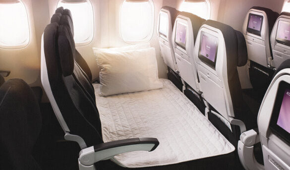 Para su próximo viaje, reserve un sofá en autobús