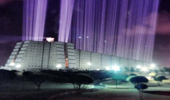 Faro a Colón volverá a iluminar con nuevo sistema de luces