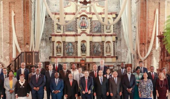 La Cumbre del Caribe acuerda unir esfuerzo contra el sargazo