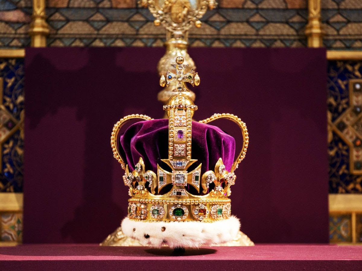 Este es el emoji que ha creado la Casa Real Británica para la coronación de Carlos III (y cómo estará disponible)