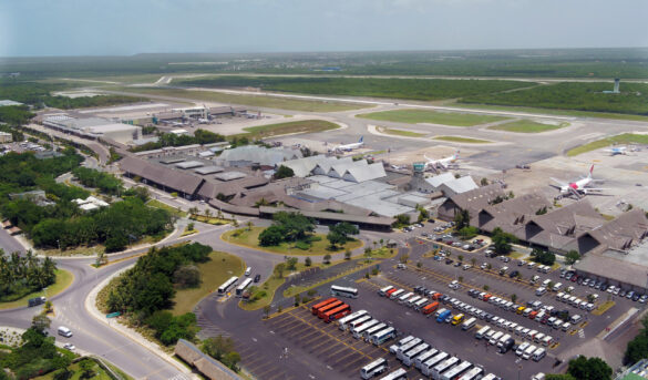 Aeropuerto de Punta Cana y el AILA concentran el 83% de los pasajeros en RD
