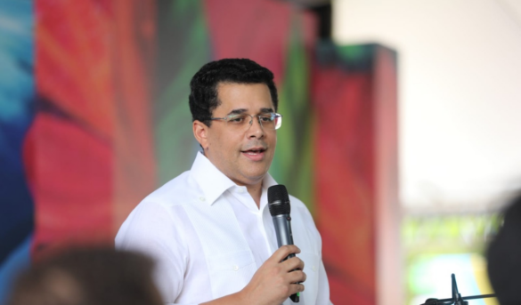 Collado a la oposición: “El turismo sigue fuerte no debe ser politizado”