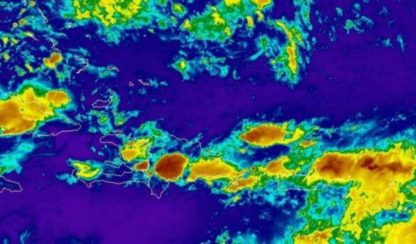 Ocho provincias en alerta por lluvias; posibles inundaciones urbanas en Santo Domingo