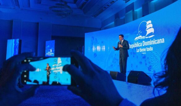 Collado va por el turismo mexicano con roadshow ante TTOO y agentes de viajes